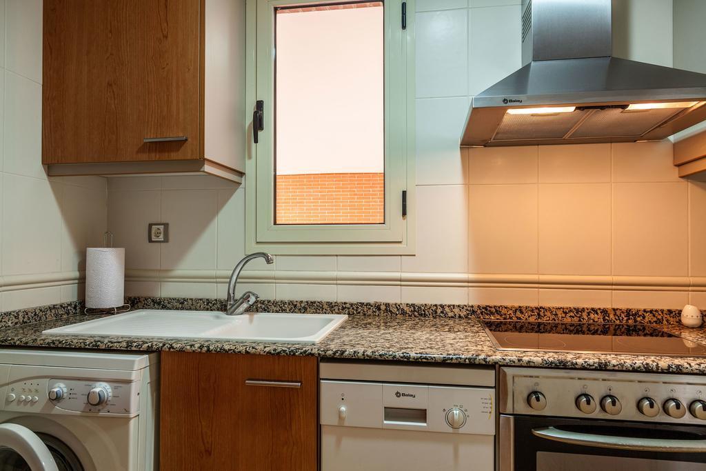 Valencia Flat Rental Swim And Paddle Room photo